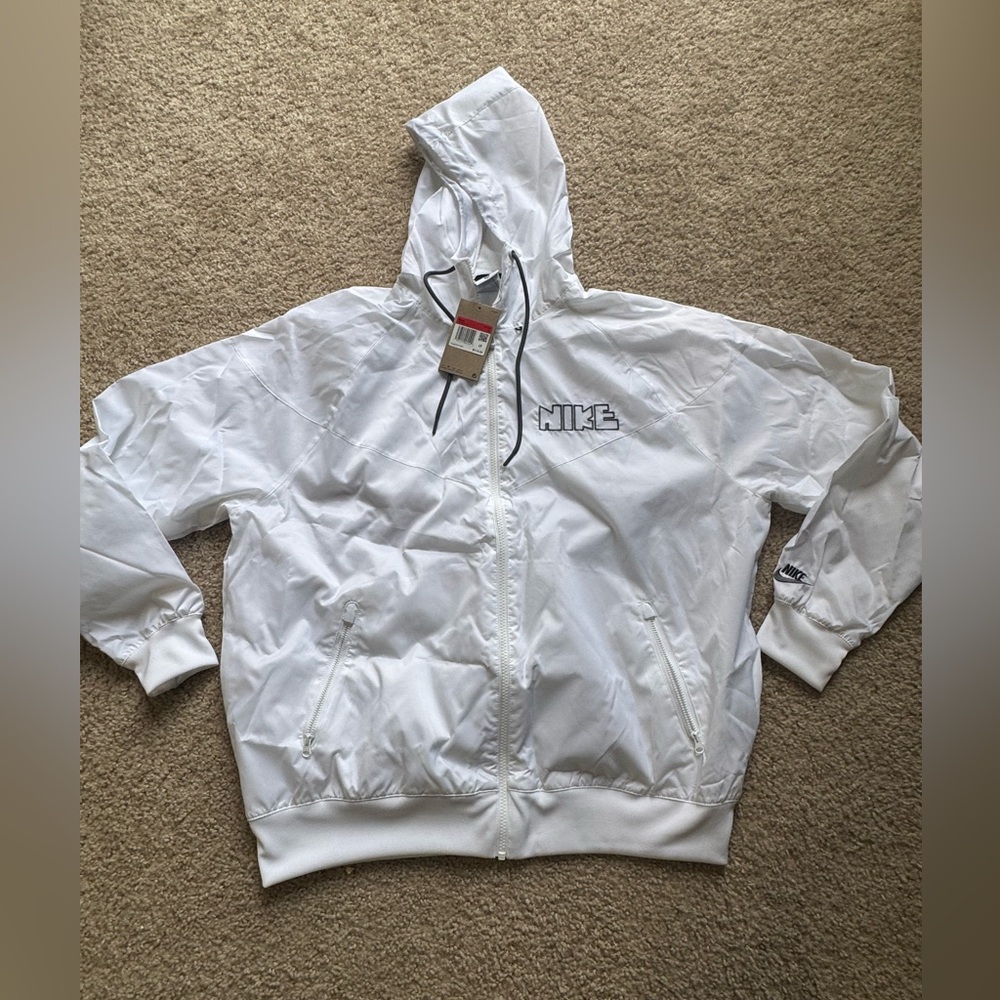 Nike $115 Sportswear Windrunner Windbreaker Jacket NEW DX0694-100 Men’s Large